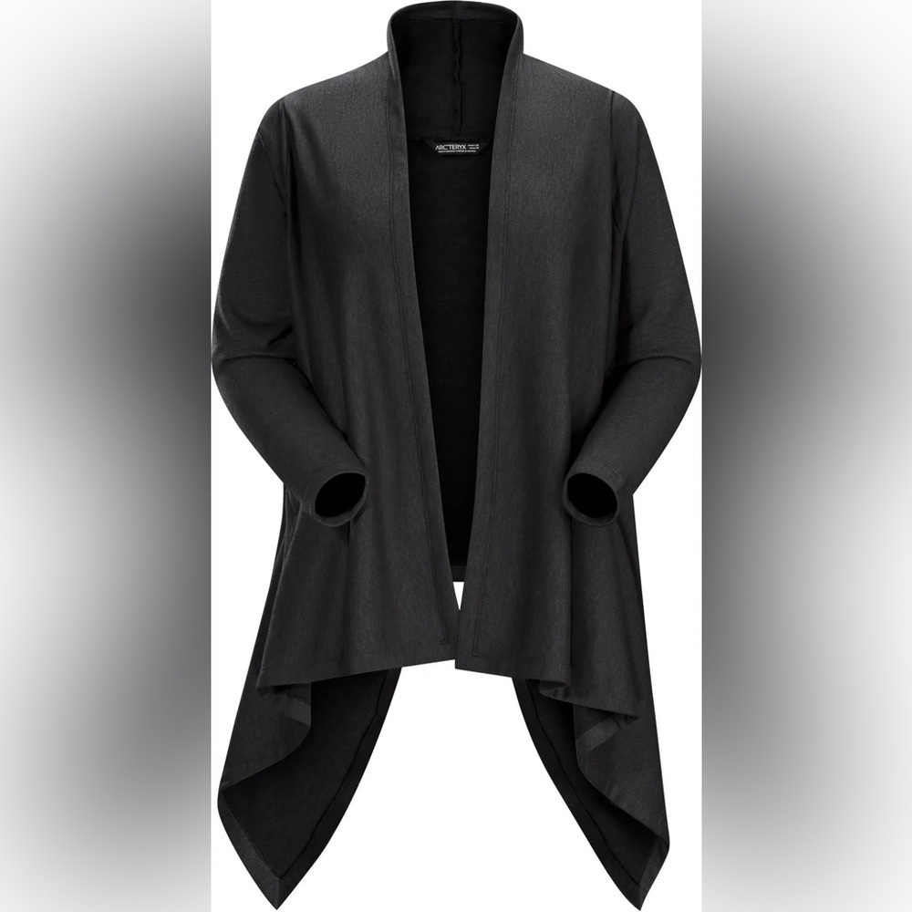 Arc’teryx Nyara Wrap in Black Heather Size XS (embroidered logo)